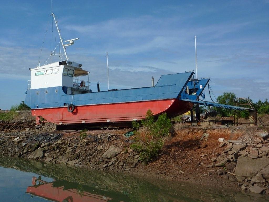 Barges Marine Brokers Australia